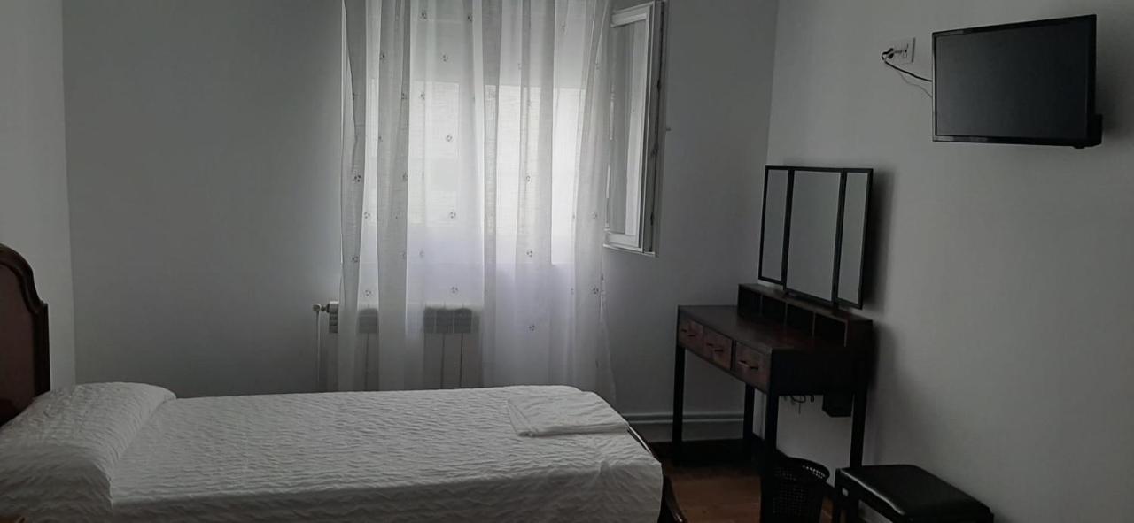 Alojamiento Casa Leon Santona Luaran gambar